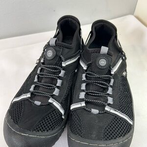 JBU Black and Gray Water Shoes